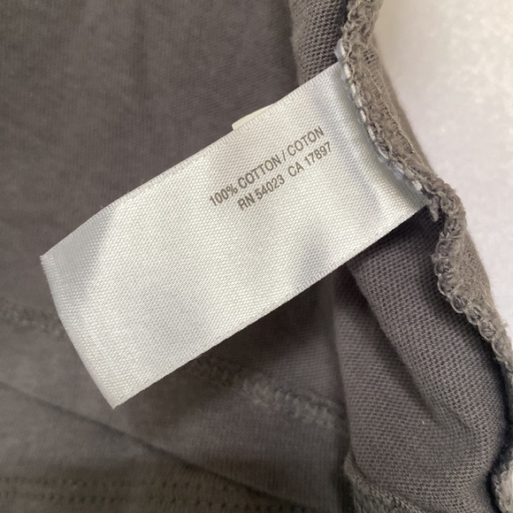 Old Navy Gray Top - Picture 6 of 6